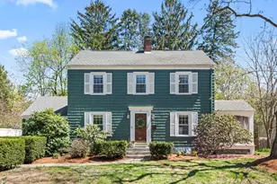 30 Kinnicutt Rd, Worcester, MA 01602 - Photo 1