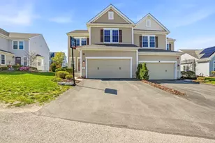 25 Spruce St, Hopkinton, MA 01748 - Photo 1