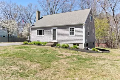6 Ashcroft Cir, Groveland, MA 01834 - Photo 1