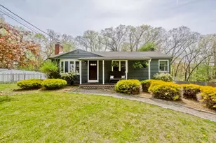 82 Joseph Ave, Westfield, MA 01085 - Photo 1