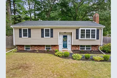 36 Mayflower St, Kingston, MA 02364 - Photo 1
