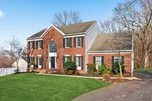 100 Rosemont Dr, North Andover, MA 01845 - Photo 1