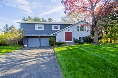 24 Willow Brook Dr, Agawam, MA 01001 - Photo 1
