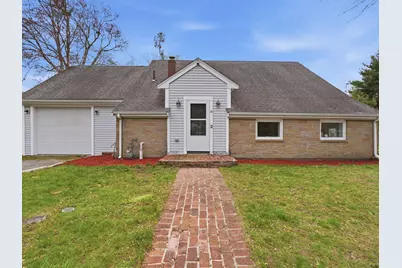 16 Beverly St, Dartmouth, MA 02747 - Photo 1