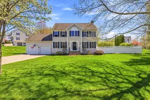 1 Tallowood Ln, Amesbury, MA 01913 - Photo 1
