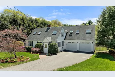 4 Rolling Lane, Natick, MA 01760 - Photo 1