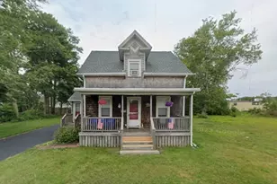 9 Summit Ave, Dartmouth, MA 02747 - Photo 1