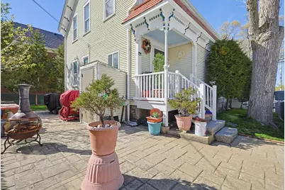 391 Middle St, Fall River, MA 02724 - Photo 1