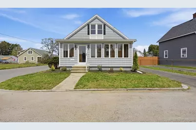 44 Frontenac St, Springfield, MA 01151 - Photo 1