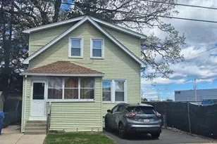 58 Eureka, Springfield, MA 01104 - Photo 1