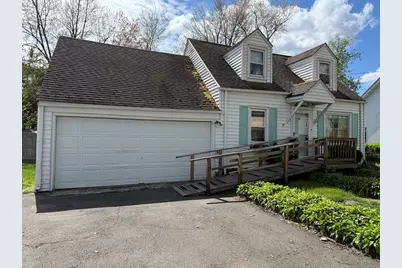 17 Royal St, Agawam, MA 01030 - Photo 1