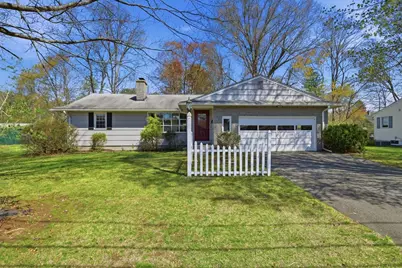 7 Dragon Circle, Easthampton, MA 01027 - Photo 1