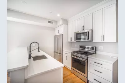 194 Havre St. #U:: 302, Boston, MA 02128 - Photo 1
