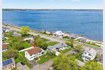17 Bellevue St, New Bedford, MA 02744 - Photo 1