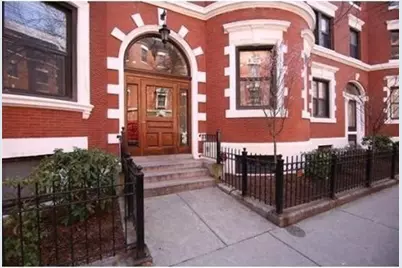 102 Gainsborough St #304E, Boston, MA 02115 - Photo 1