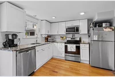 29 Everett St, Boston, MA 02128 - Photo 1