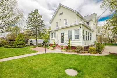 18 Central Ave, Seekonk, MA 02771 - Photo 1