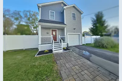 9 Hall St, Webster, MA 01570 - Photo 1