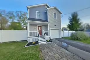 9 Hall St, Webster, MA 01570 - Photo 1