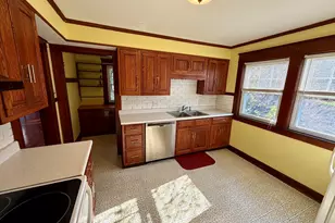 65 Norwood St, Greenfield, MA 01301 - Photo 1
