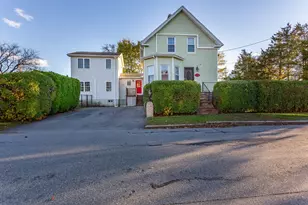39 Veranda Ave, Fairhaven, MA 02719 - Photo 1