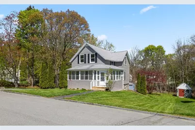 14 Park St, Auburn, MA 01501 - Photo 1