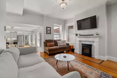 37 Mount Vernon St #2, Boston, MA 02129 - Photo 1