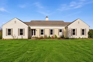 76 Fiske Hill Rd, Sturbridge, MA 01566 - Photo 1