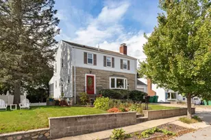12 Headland Way, Medford, MA 02155 - Photo 1