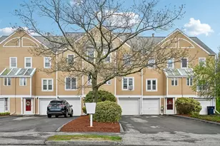 42 Wrentham Rd, Worcester, MA 01602 - Photo 1