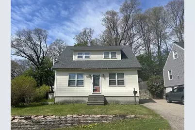 5 Utica Dr, Worcester, MA 01603 - Photo 1