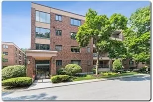 9 Ledgewood Way, Peabody, MA 01960 - Photo 1