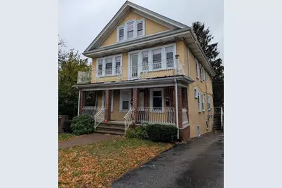 376 Fellsway W #1, Medford, MA 02155 - Photo 1