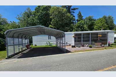 143 Pine Ave, Sturbridge, MA 01566 - Photo 1