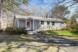 6 Stanley Pl, Barnstable, MA 02601 - Photo 1