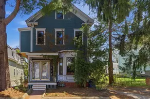 26 Hamlet St, Somerville, MA 02143 - Photo 1