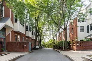 218 Thorndike Pl, Cambridge, MA 02141 - Photo 1