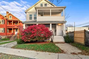 35 Quincy St, Arlington, MA 02476 - Photo 1