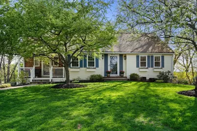 22 Crest Rd, Framingham, MA 01702 - Photo 1