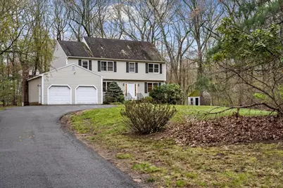 36 Chestnut St, Hopkinton, MA 01748 - Photo 1