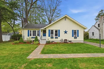 61 Wood Avenue, East Longmeadow, MA 01028 - Photo 1