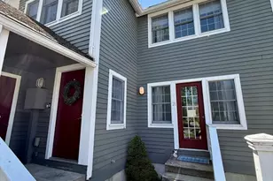 21 Amity Pl, Amherst, MA 01002 - Photo 1