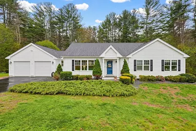 36 Brooks St, Upton, MA 01568 - Photo 1