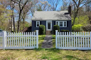 10 Marion St, Wilmington, MA 01887 - Photo 1
