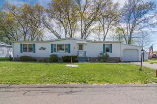 3 John Dr, West Springfield, MA 01089 - Photo 1