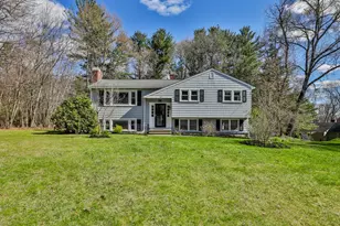 26 Clover Hill Dr, Chelmsford, MA 01824 - Photo 1