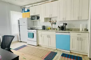 6 Reed Ct, Somerville, MA 02145 - Photo 1