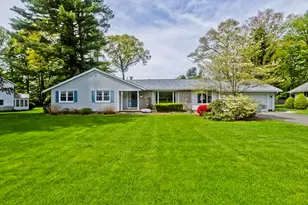46 Woodcliff Dr, Westfield, MA 01085 - Photo 1