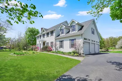 45 Pomeroy Meadow Rd, Southampton, MA 01073 - Photo 1