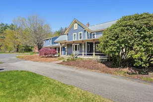 136 Lincoln St, Hudson, MA 01749 - Photo 1